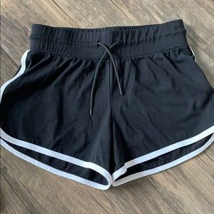 Alphalete black shorts